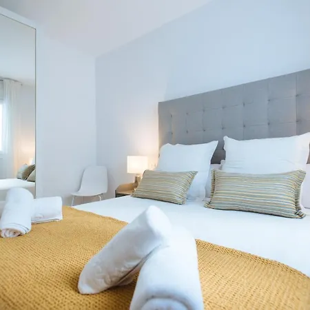 Triana Boutique Free Parking *